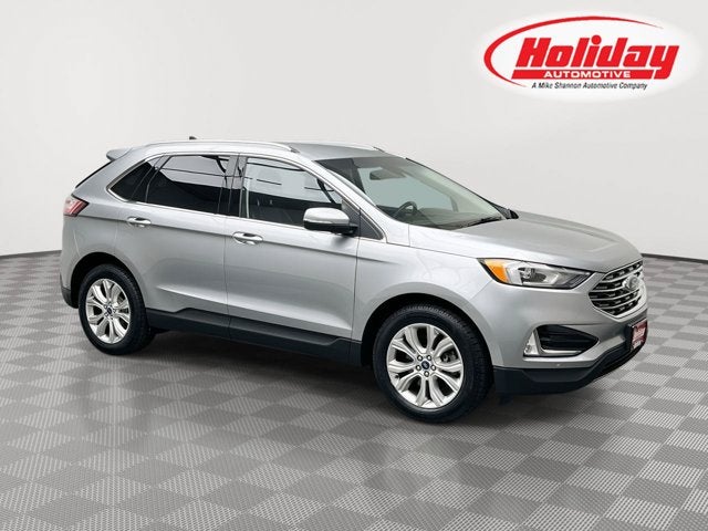 2020 Ford Edge Titanium in Iconic Silver Metallic — front three-quarter view